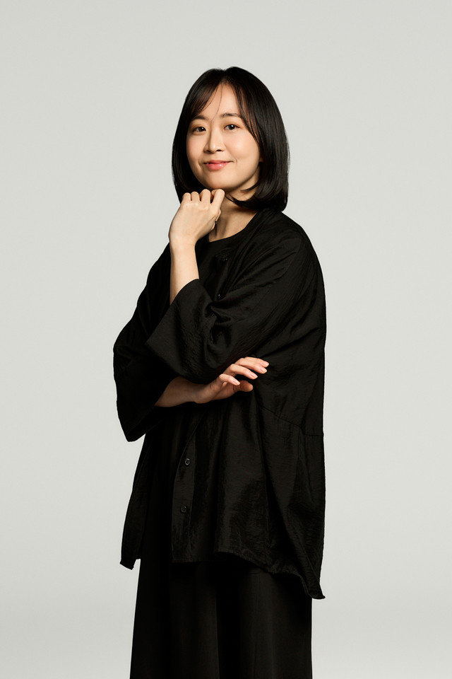 <span style="font-weight:bold;">Moon Ryu</span><br>Urban Planning Expert & Researcher</span><br><br>Haeahn Architecture / Chestertons</span><br>Seoul National Univ, M. Urban Planning<span class="area">
