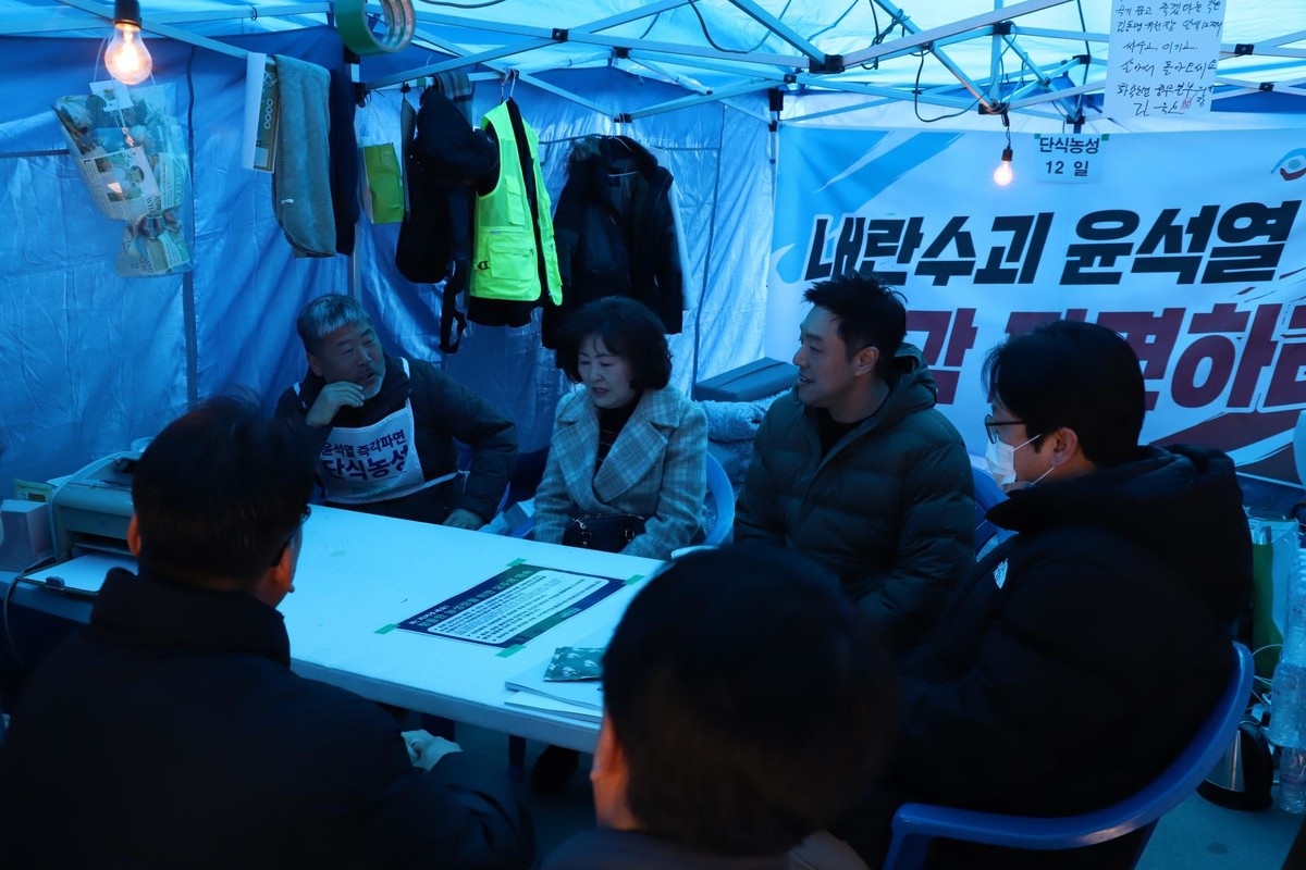 [본조] 한국노총 김동명 위원장 단식투쟁 연대 방문 : 수도권공공서비스노동조합