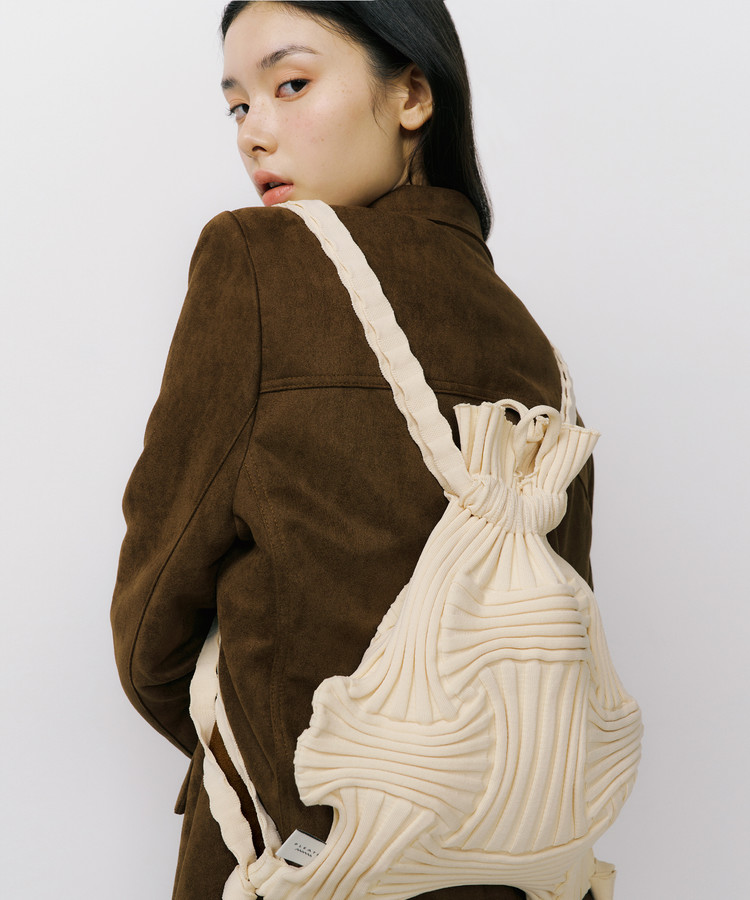 ● PLEATSMAMA ● NEW Bow Backpack PLEATSMAMA: Sustainable Knit Pleats Bag