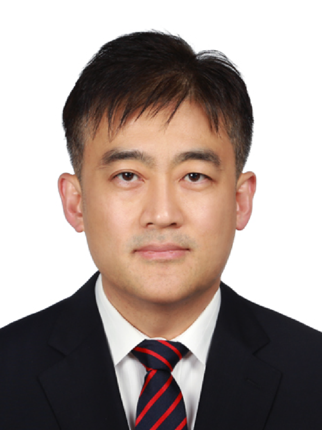 <p style="text-align: left; line-height: 1.5;"><span style="letter-spacing: 1px; font-size: 14px; color: rgb(255, 255, 255);"><strong>천연가스 인프라를 활용한 경제적 수소 공급</strong></span> 	<br><span style="letter-spacing: 1px; font-size: 14px; color: rgb(255, 255, 255);"><strong>Economic Hydrogen Supply Using Natural Gas Infrastructure</strong></span></p>  <p style="text-align: left; line-height: 1.5;"><span style="color: rgb(255, 255, 255); font-size: 13px;">심재준</span><span style="font-size: 13px;"><br></span><span style="color: rgb(255, 255, 255); font-size: 13px;">한국가스공사 수소사업처 수소인프라부 부장</span></p>