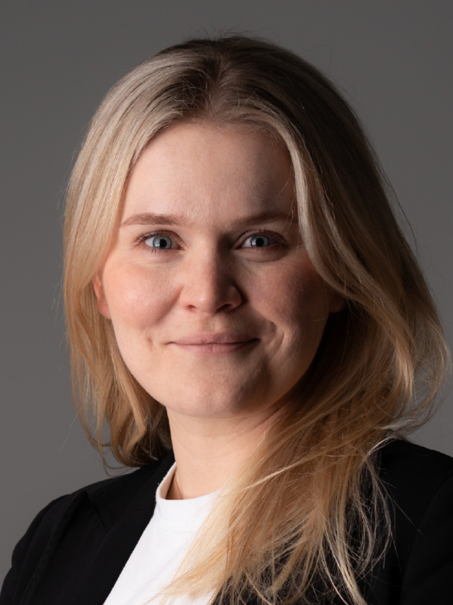 <p style="text-align: left; line-height: 1.5;"><span style="letter-spacing: 1px; font-size: 14px; color: rgb(255, 255, 255);"><strong>Estonian Clean, Secure and Affordable Energy </strong></span> 	<br><span style="letter-spacing: 1px; font-size: 14px; color: rgb(255, 255, 255);"><strong></strong></span></p>  <p style="text-align: left; line-height: 1.5;"><span style="color: rgb(255, 255, 255); font-size: 13px;">Kädi Ristkok</span><span style="font-size: 13px;"><br></span><span style="color: rgb(255, 255, 255); font-size: 13px;">CEO of Cleantech Estonia  </span></p>