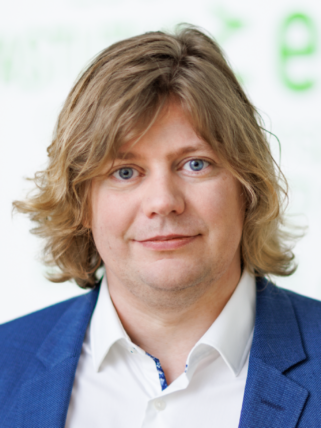 <p style="text-align: left; line-height: 1.5;"><span style="letter-spacing: 1px; font-size: 14px; color: rgb(255, 255, 255);"><strong> Eesti Energia as the Leader of Green Transition in the Energy Sector in the Baltic Sea Region </strong></span> 	<br><span style="letter-spacing: 1px; font-size: 14px; color: rgb(255, 255, 255);"><strong></strong></span></p>  <p style="text-align: left; line-height: 1.5;"><span style="color: rgb(255, 255, 255); font-size: 13px;"> Kristjan Kuhi</span><span style="font-size: 13px;"><br></span><span style="color: rgb(255, 255, 255); font-size: 13px;"> Member of the Management Board of Eesti Energia AS</span></p>