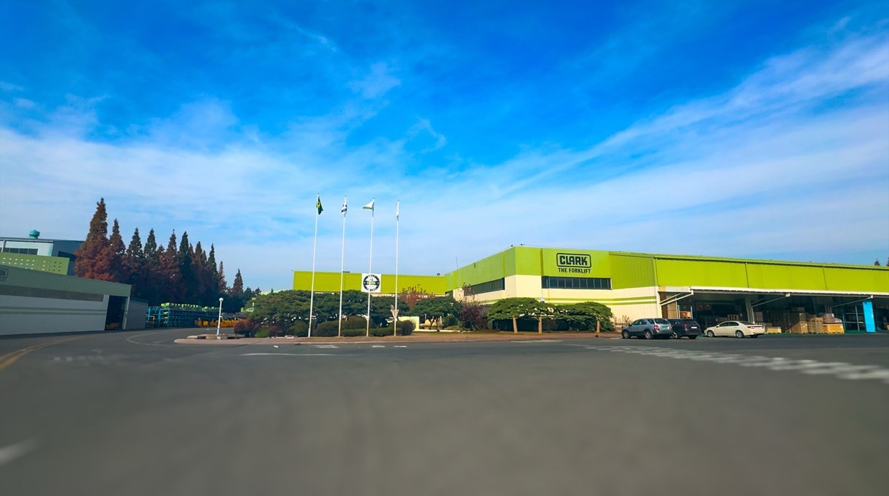 <font color=#717171> 클라크지게차 창원공장 </font>