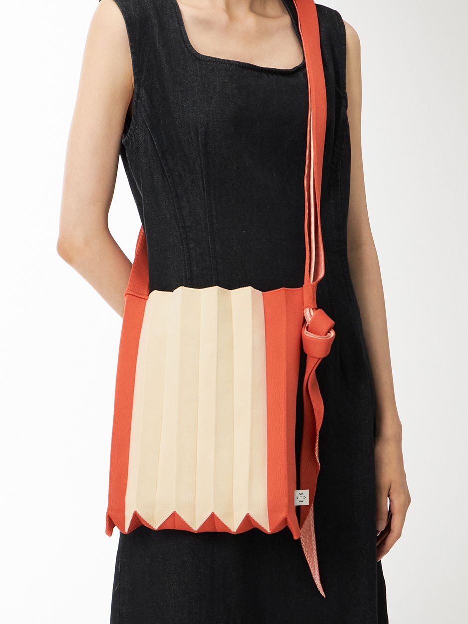 New Cross Bag Cream Orange : PLEATSMAMA: Sustainable Knit