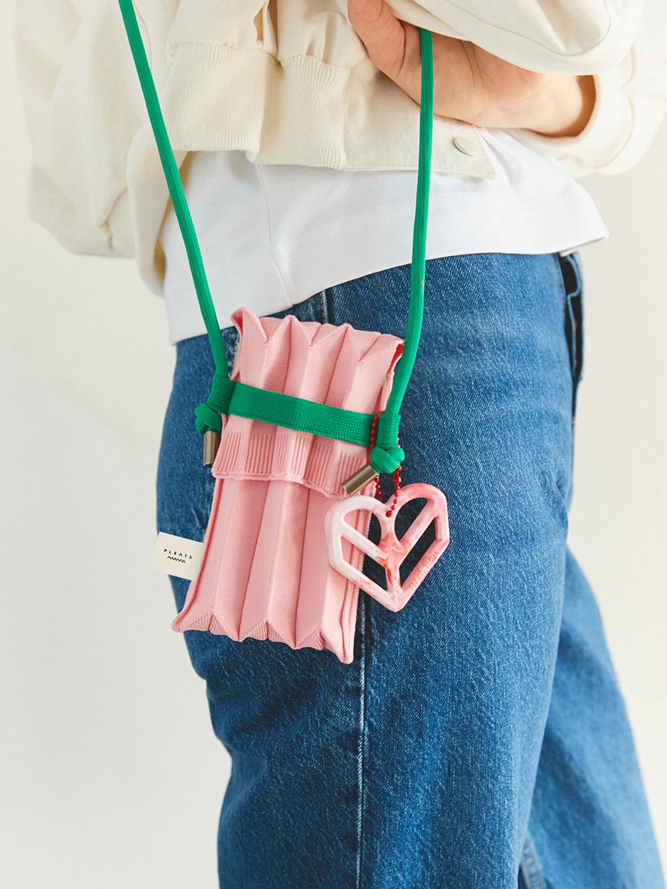 【PLEATSMAMA】☆韓国 人気☆Nano Bag Nano Bag Pink : PLEATSMAMA: Sustainable Knit Pleats Bag