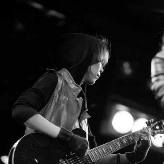 <p style="text-align:center; font-size:18px; margin-top:18px; line-height:1.2;">          <span style="color:#f4a82c;">Concept Artist.  MIIA<br></span>