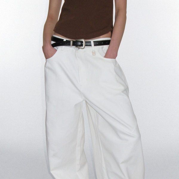 ★ROCKCAKE★ EYELET R POCKET CURVED PANTS Eyelet R Pocket Curved Pants - Black : 락케이크 Rock Cake