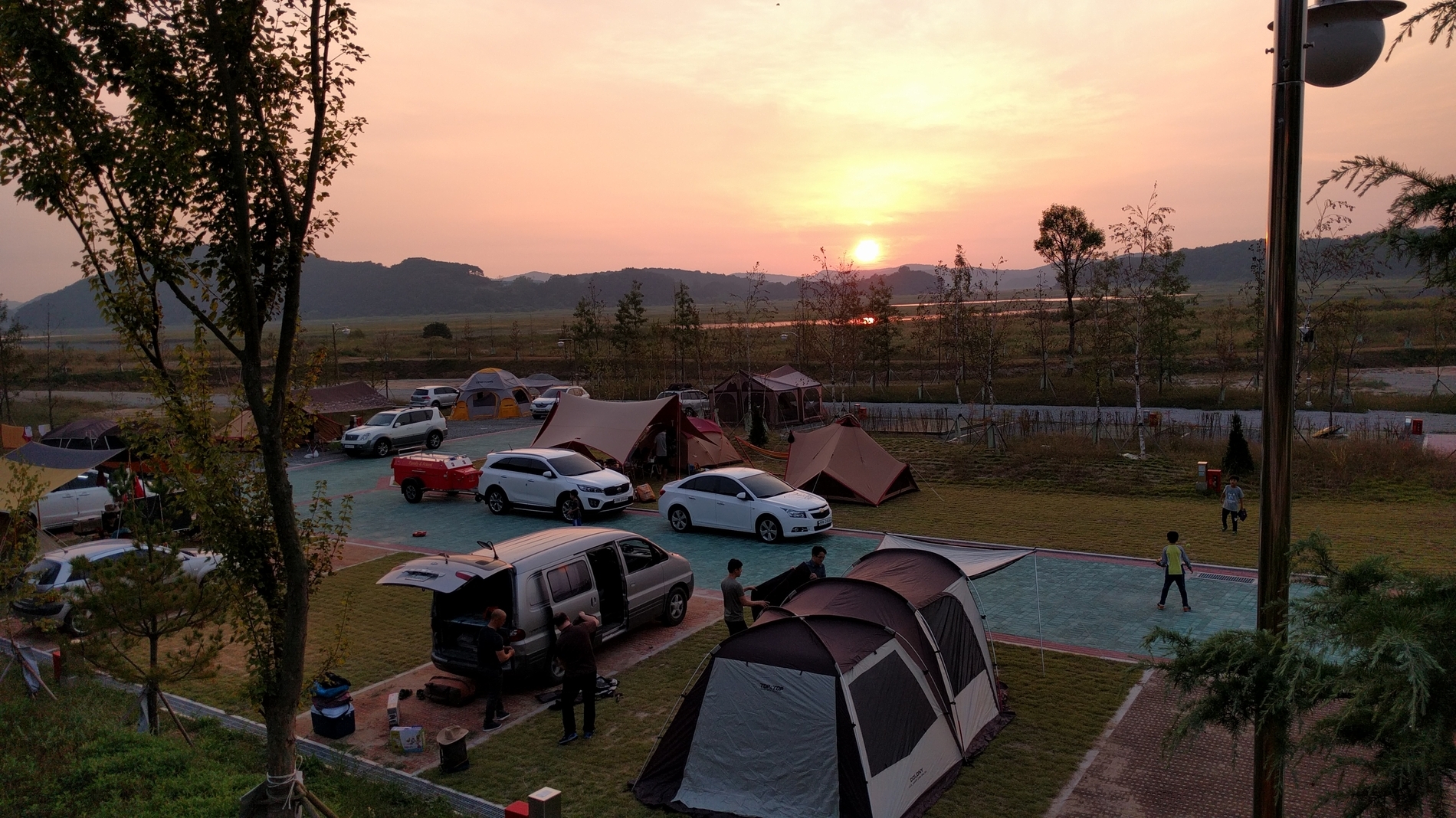 It is time to feel camping