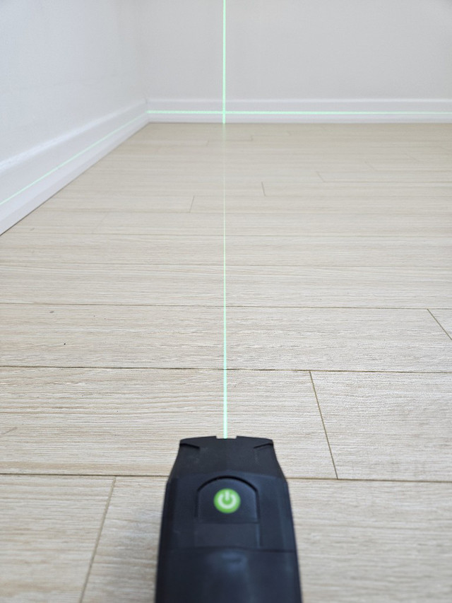 <span class="t_t">레이저 수평기</span>