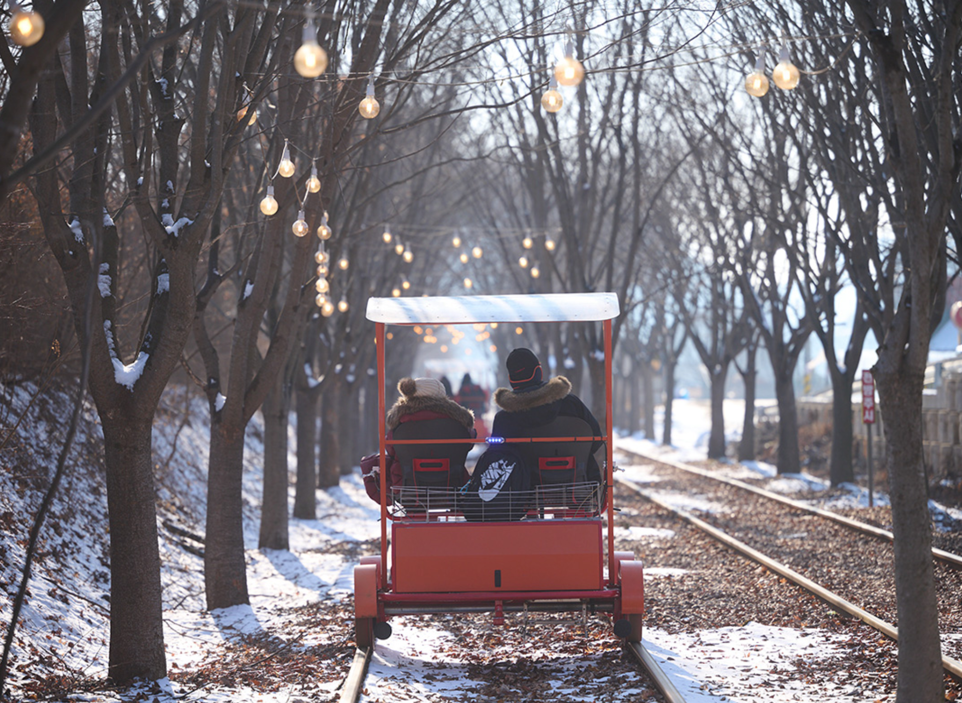 스테이지 캠핑앤 풀빌라 근방의 여행지인 가평 레일바이크 입니다.