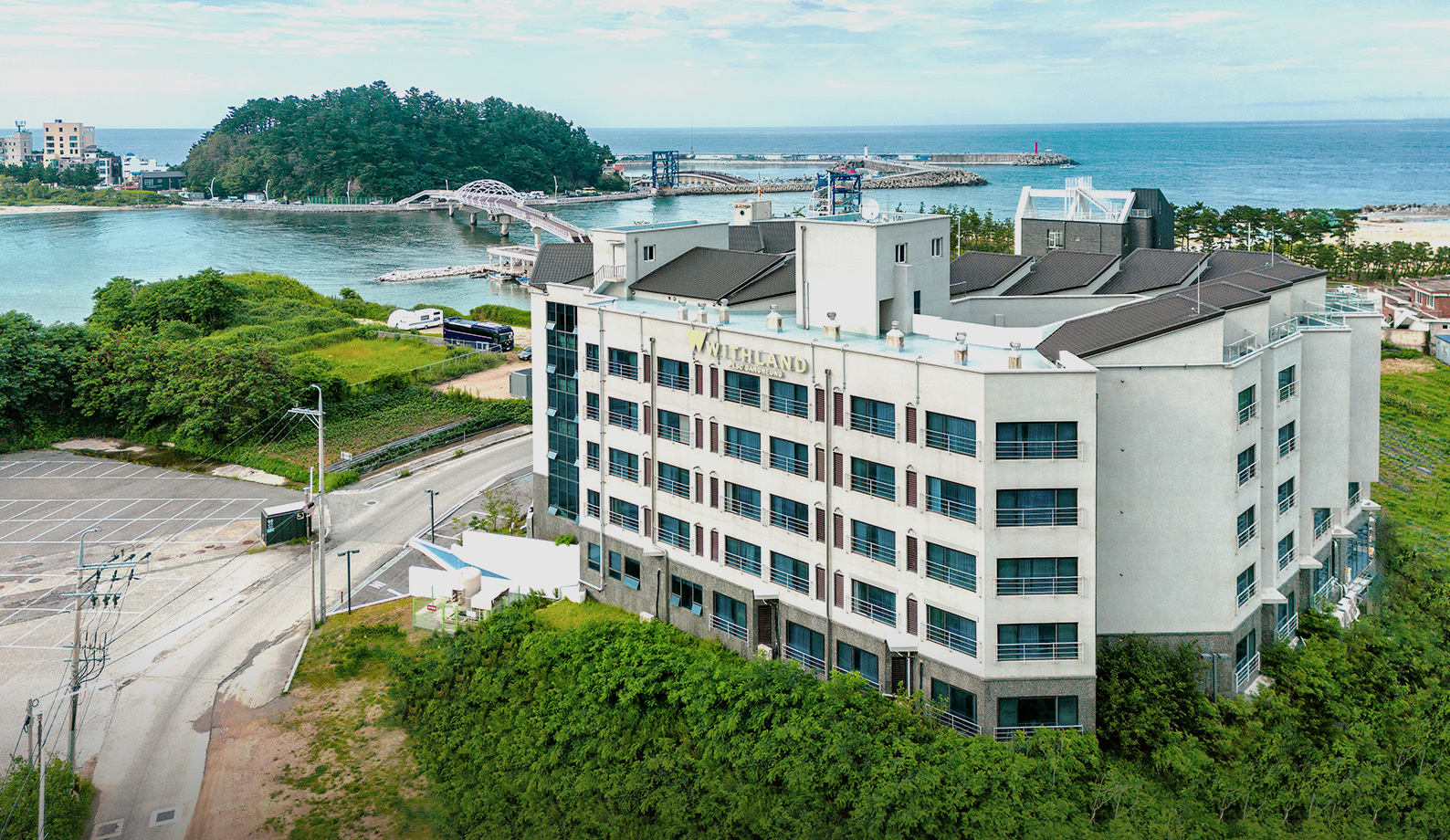 <span style="font-size:18px; font-weight:800;">강릉 멤버십 하우스 </span><img src="https://cdn.imweb.me/upload/S20230717798704ee98490/6bd9a7b2b1b7f.png"  width="22">