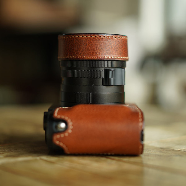 Leica Ⅲf＋Canon50mm f3.5 リザード革美品 988d4035f8d99.jpg