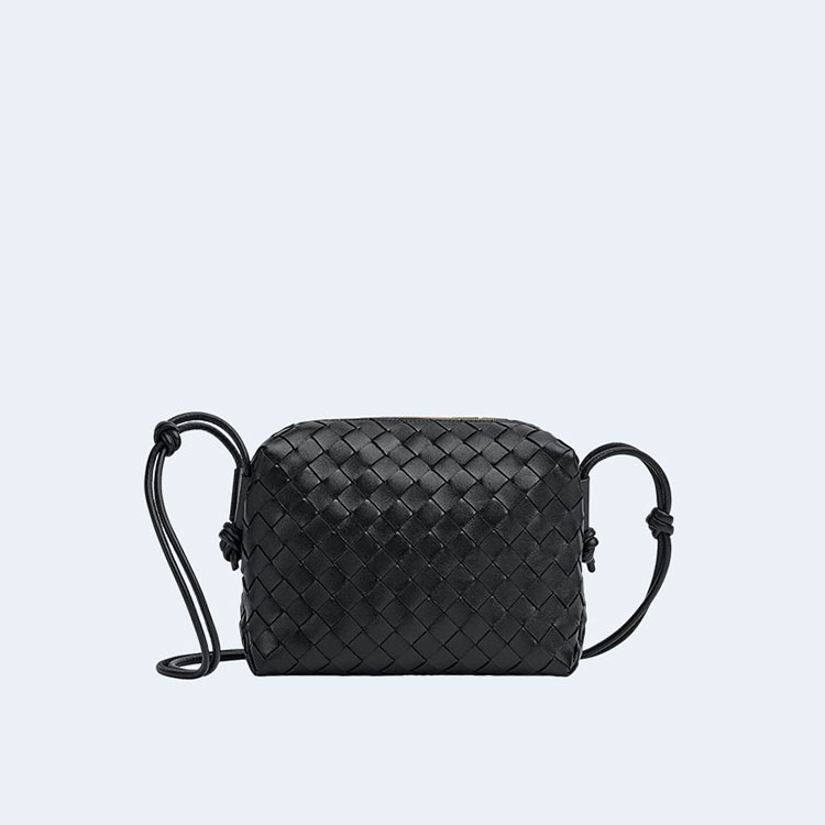 보테가 베네타 미니 루프 카메라백 블랙