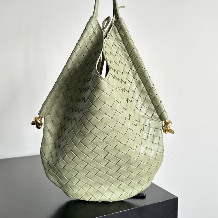 보테가 베네타 솔스티스 미디엄