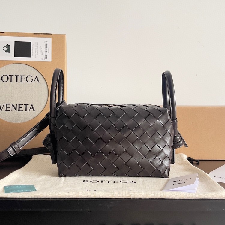 보테가 베네타 스몰 루프 백