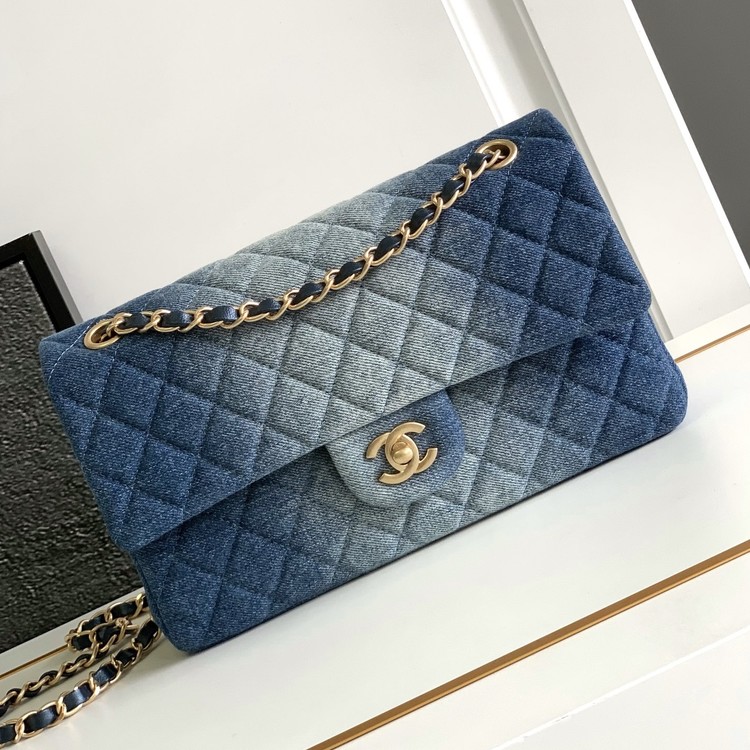 샤넬 클래식 데님 미디엄 체인백