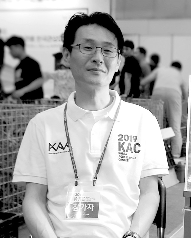 <div class=judges_info2><span     class=judges_nation>     KOREA   </span>   <h6>     HYOUNGJOO<br>JEON   </h6>   <p class=judges_txt>     Doctor of marine     biotechnology<br> 2023 ITAC rank. 3     <br> 2023 RFLAC rank. 6 <br> 2020     AGA Top 10   </p>   <p class=judges_sns>     Facebook   </p> </div>