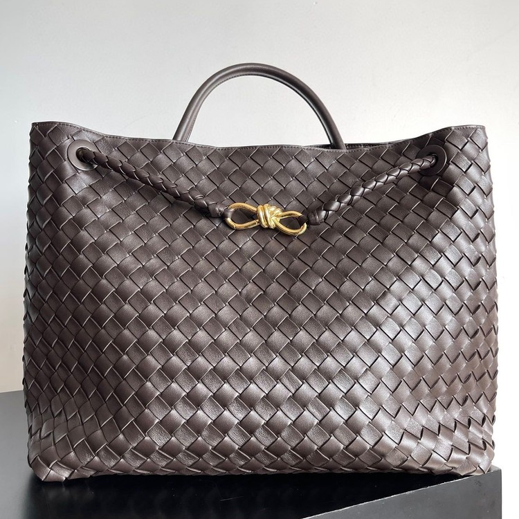 보테가 베네타 라지 안디아모 42