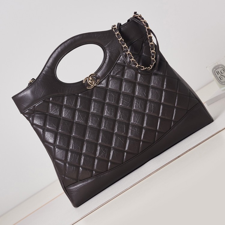 샤넬 31 라지 쇼핑백 토트백 블랙 금장