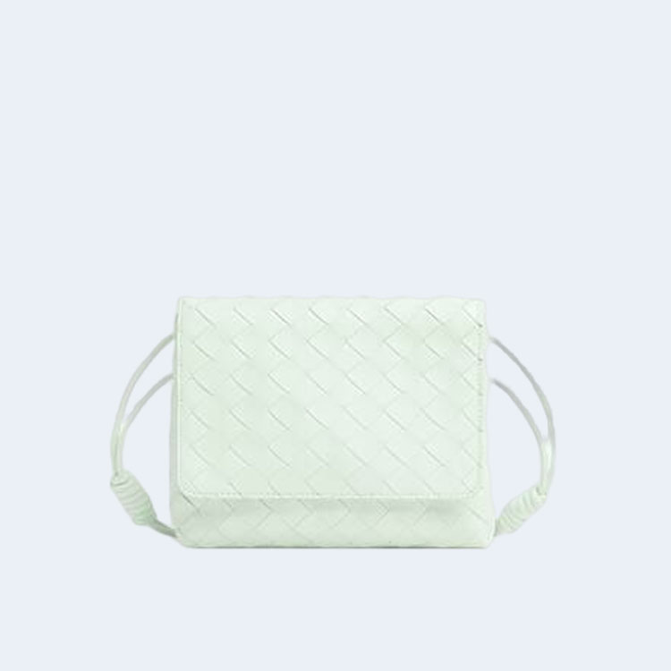 보테가 베네타 인트레치아토 크로스바디백