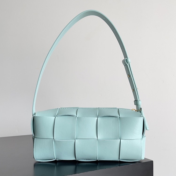 보테가 베네타 스몰 브릭 카세트백