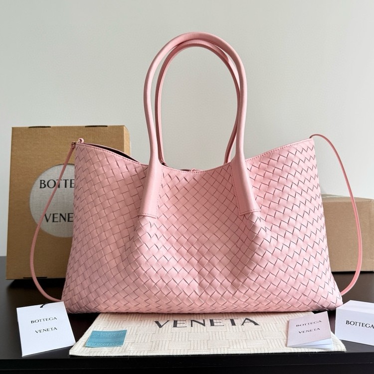 보테가 베네타  피나코테카 43