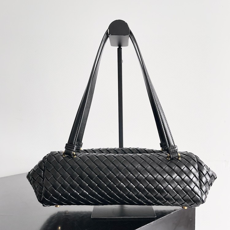 보테가 베네타 레츠고 피트 숄더