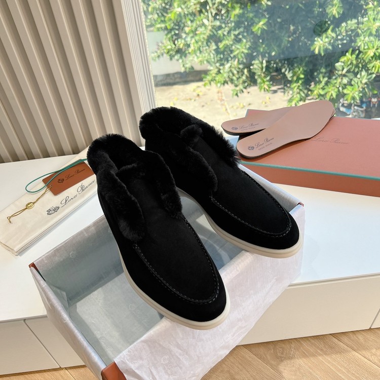 로로피아나 시어링 퍼 스니커즈