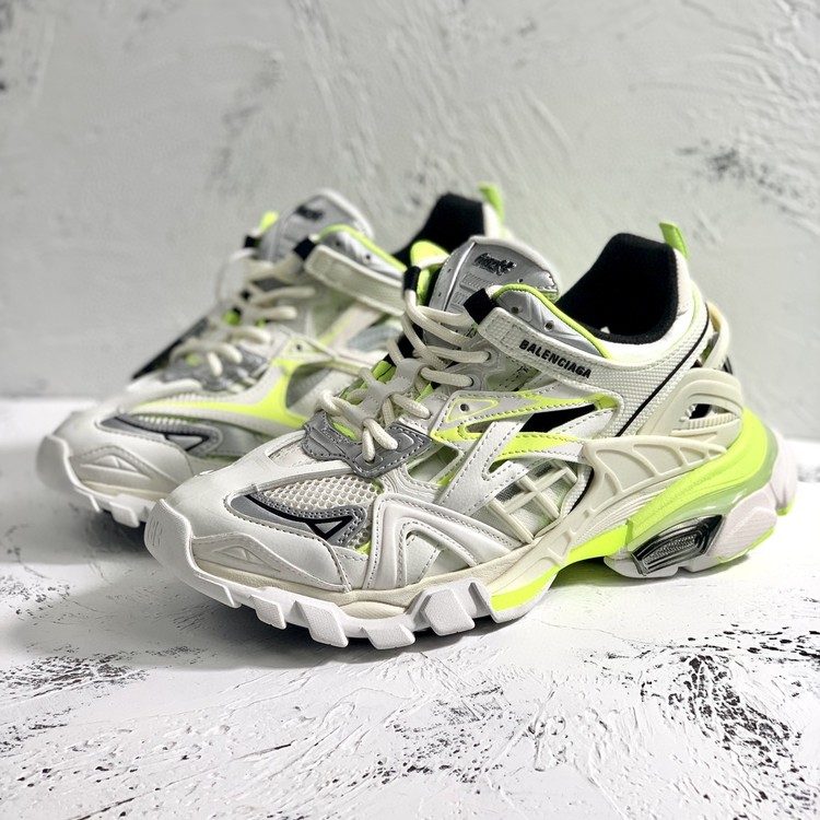 발렌시아가 트랙 2 스니커즈