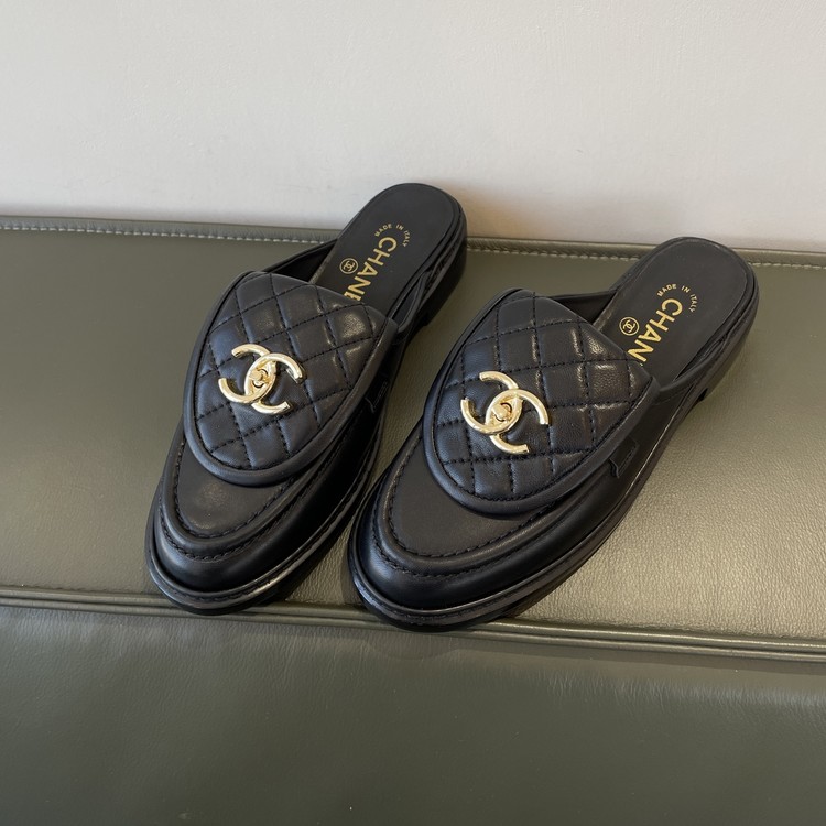 샤넬  레더 CC 클래식 슬리퍼