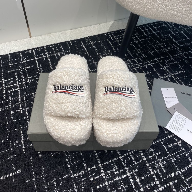 발렌시아가 시어링 슬리퍼