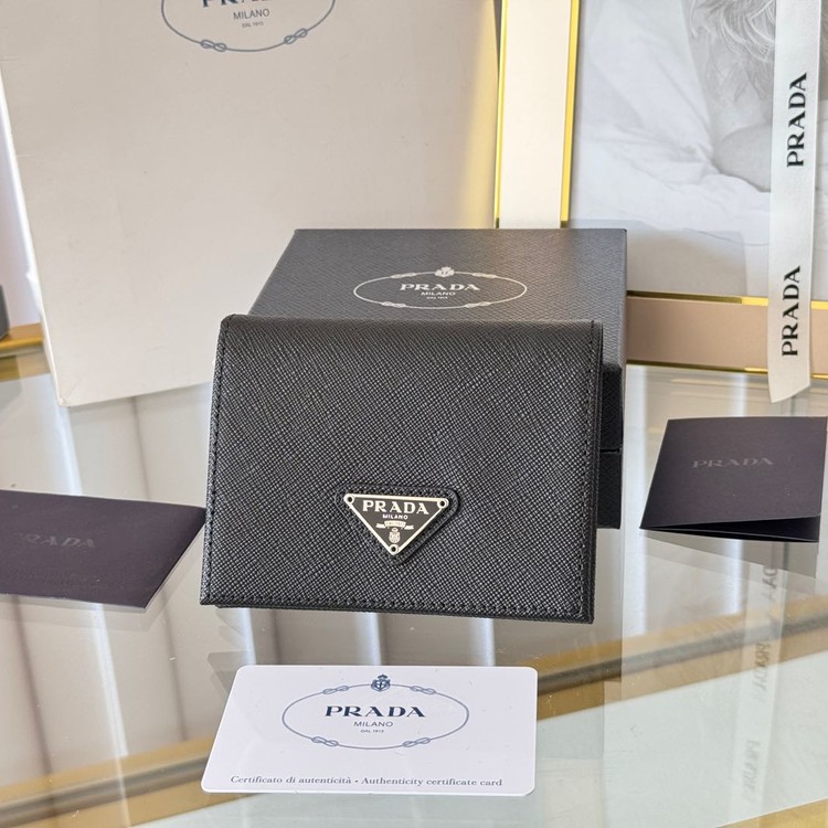 프라다 1M0204 사피아노 삼각로고 반지갑 은장