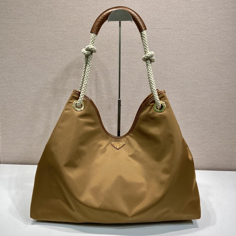 프라다 마리너 리나일론 라지 숄더백 1BC244