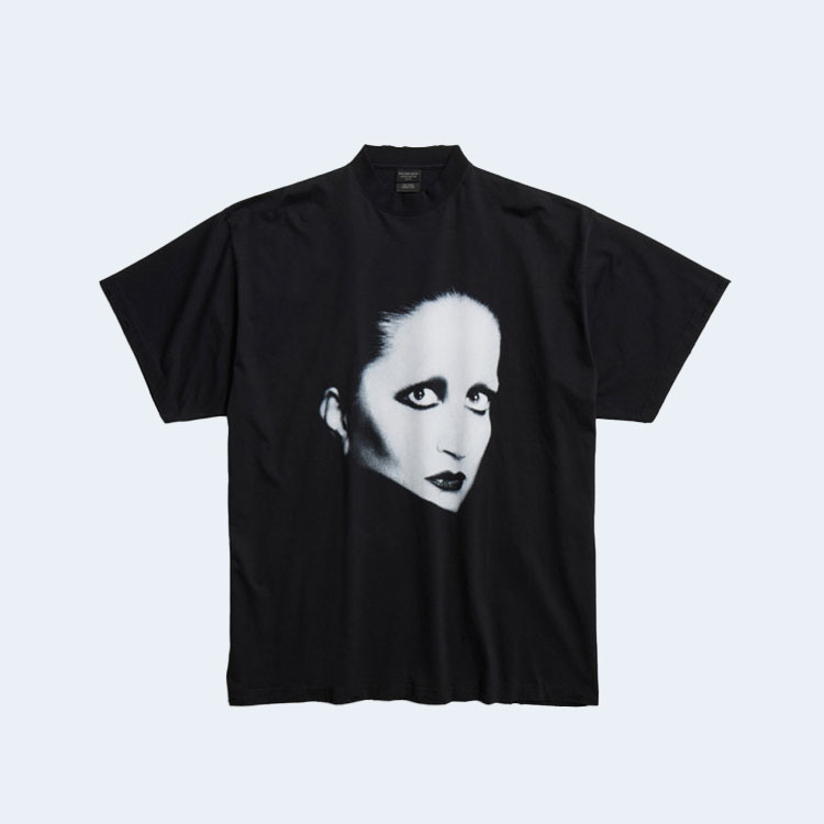 발렌시아가 미나 시리즈 오버사이즈 티셔츠