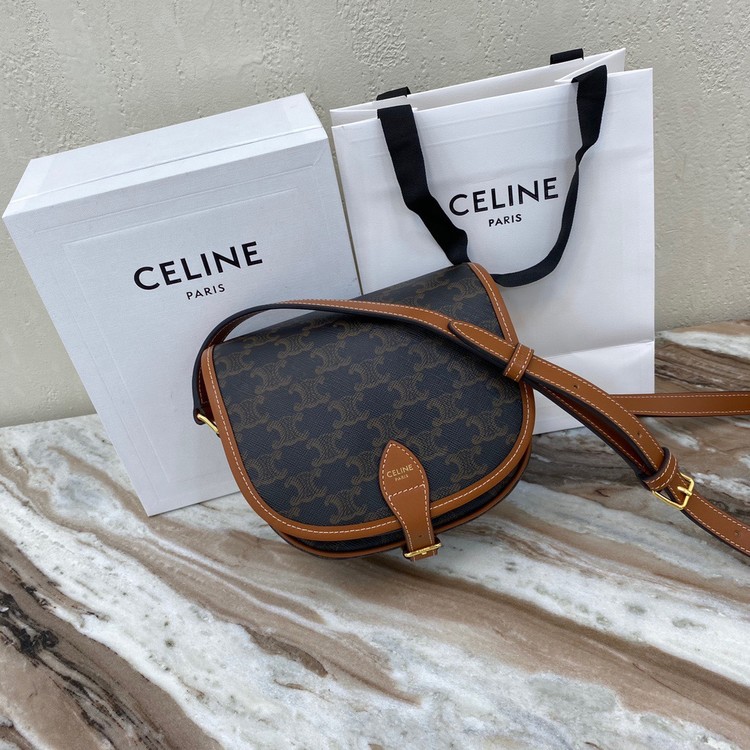 셀린느 미디움 폴코 백 탠