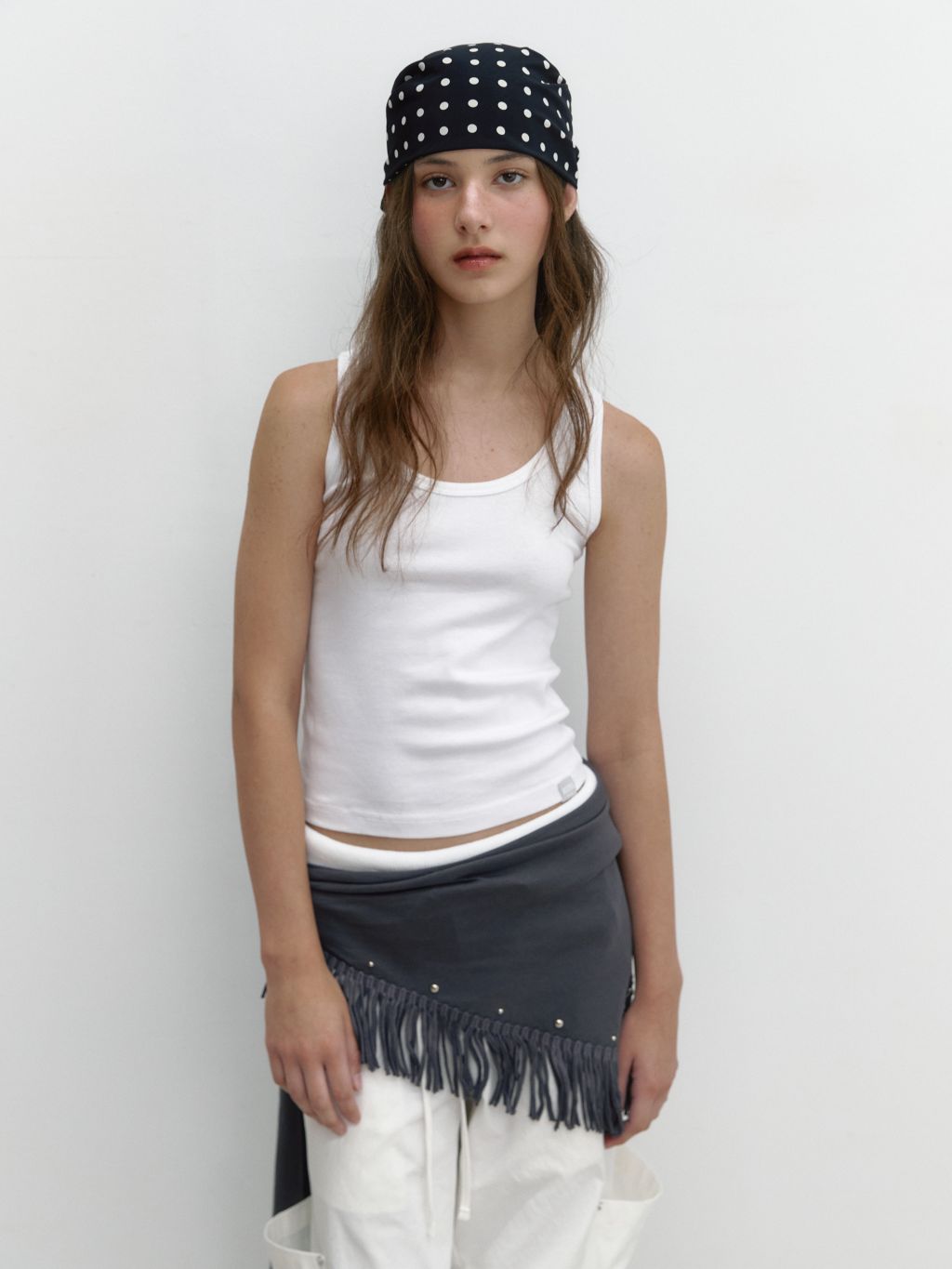 TASSEL STUD SCARF (CHARCOAL) (7.16 PRE-ORDER DELIVERY) : ASURA