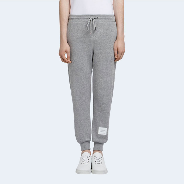 톰브라운 시그니처 스트라이프 트랙 팬츠 그레이