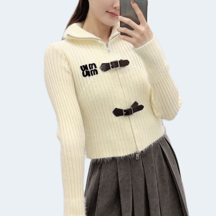 미우미우 버클 니트 가디건 아이보리