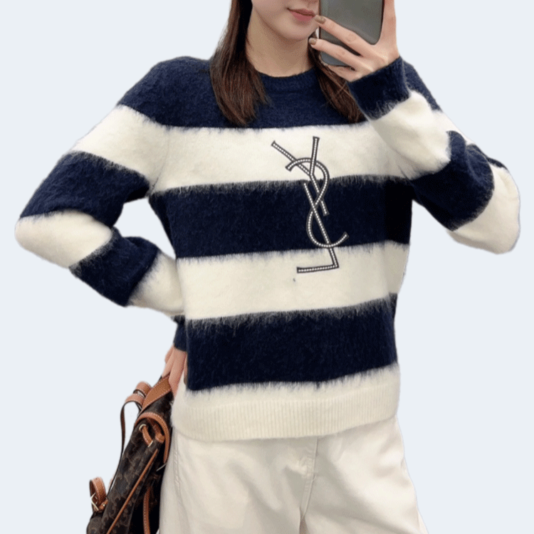생로랑 스트라이프 로고 니트 스웨터