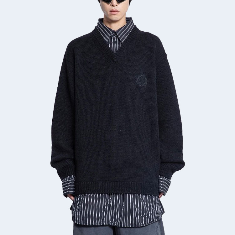 발렌시아가 레이어드 셔츠 브이넥 스웨터 블랙