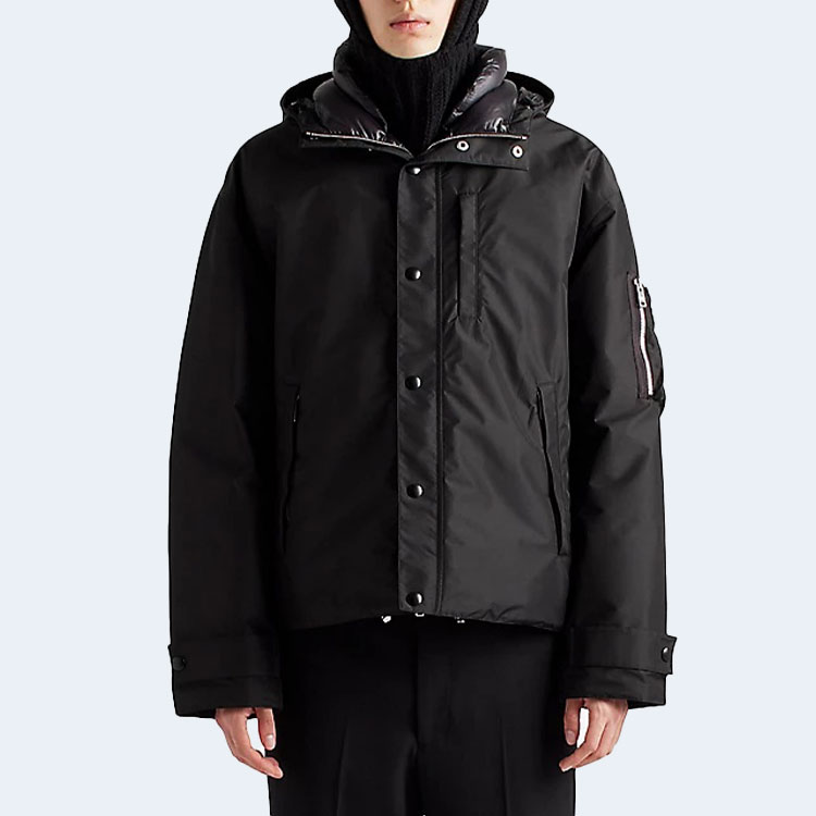 프라다 테크니컬 후드 쉘 다운 패딩 자켓