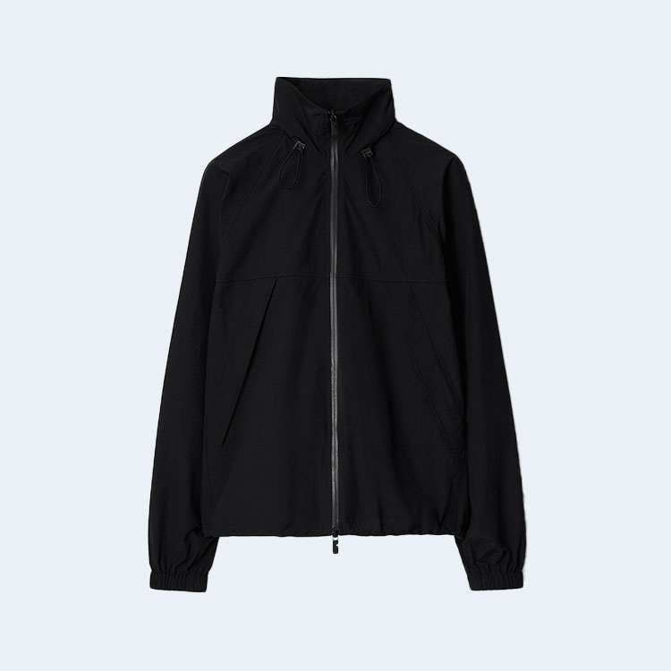버버리 테크니컬 나일론 윈드브레이커 재킷