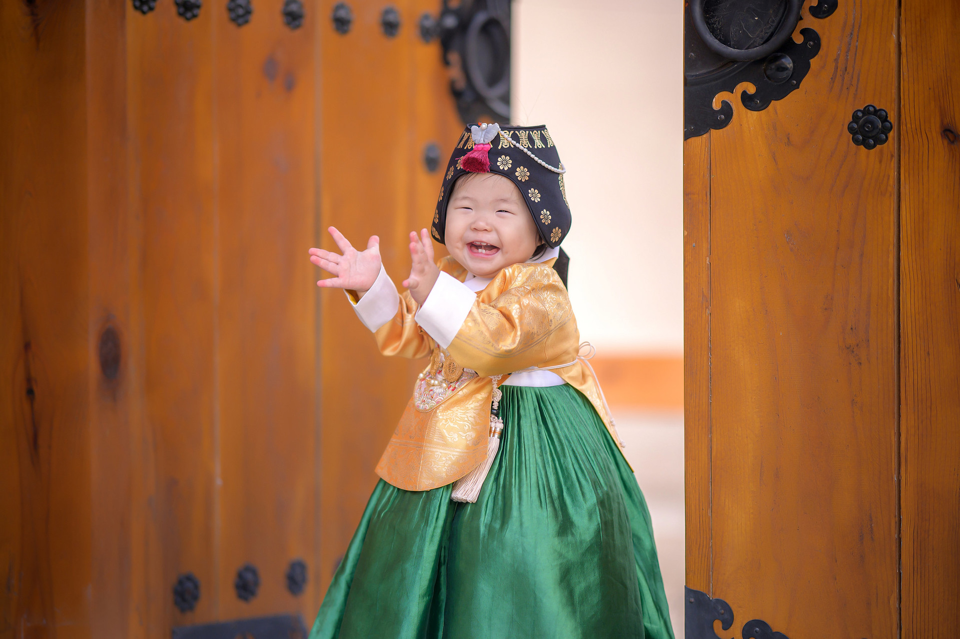 가야금 옆에서 촬영한 아기 앨범 사진 4