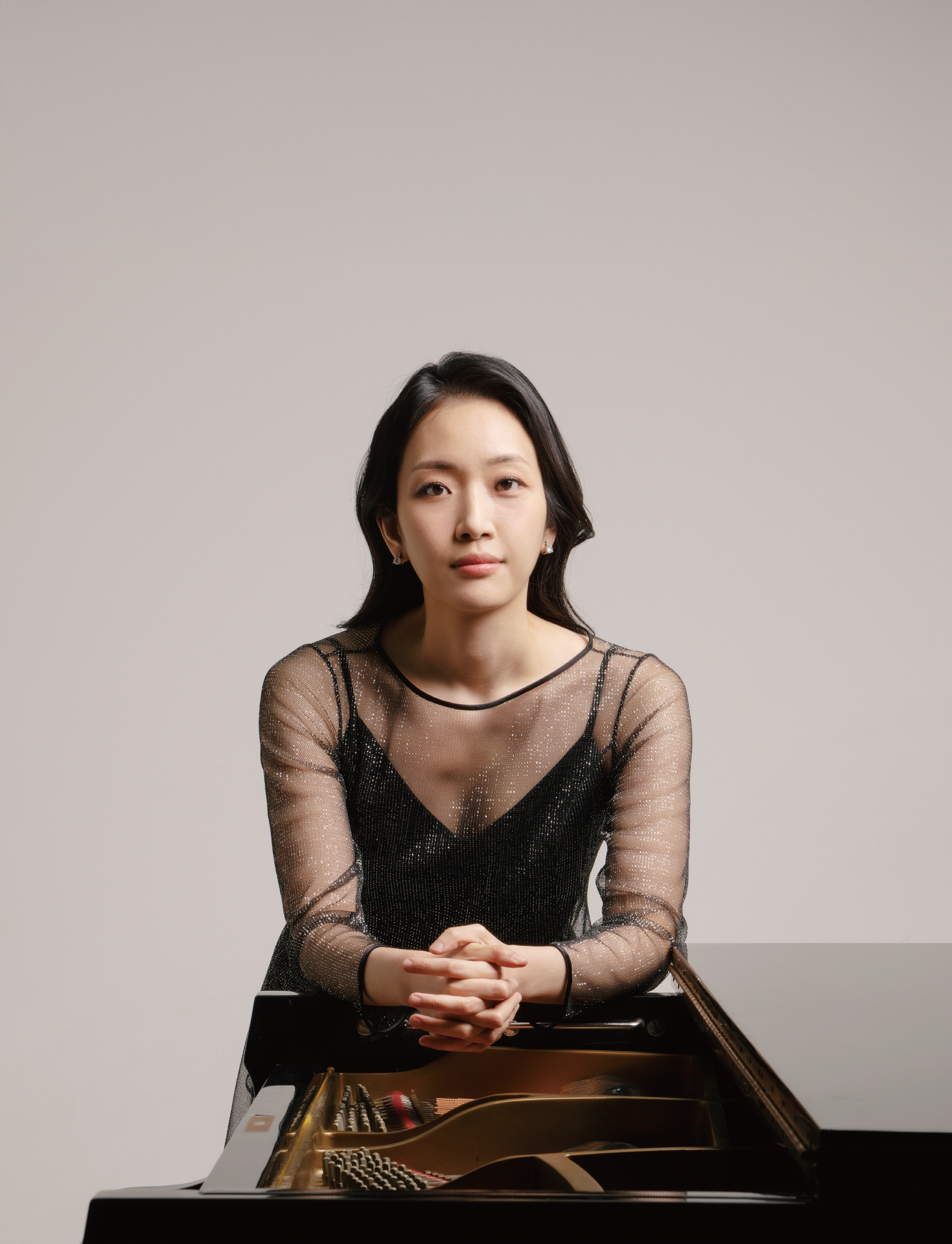 <h1 style="text-align: center;"><span style="font-size: 30px;"><b><span style="color: rgb(255, 255, 255);">vol.109</span></b></span></h1>