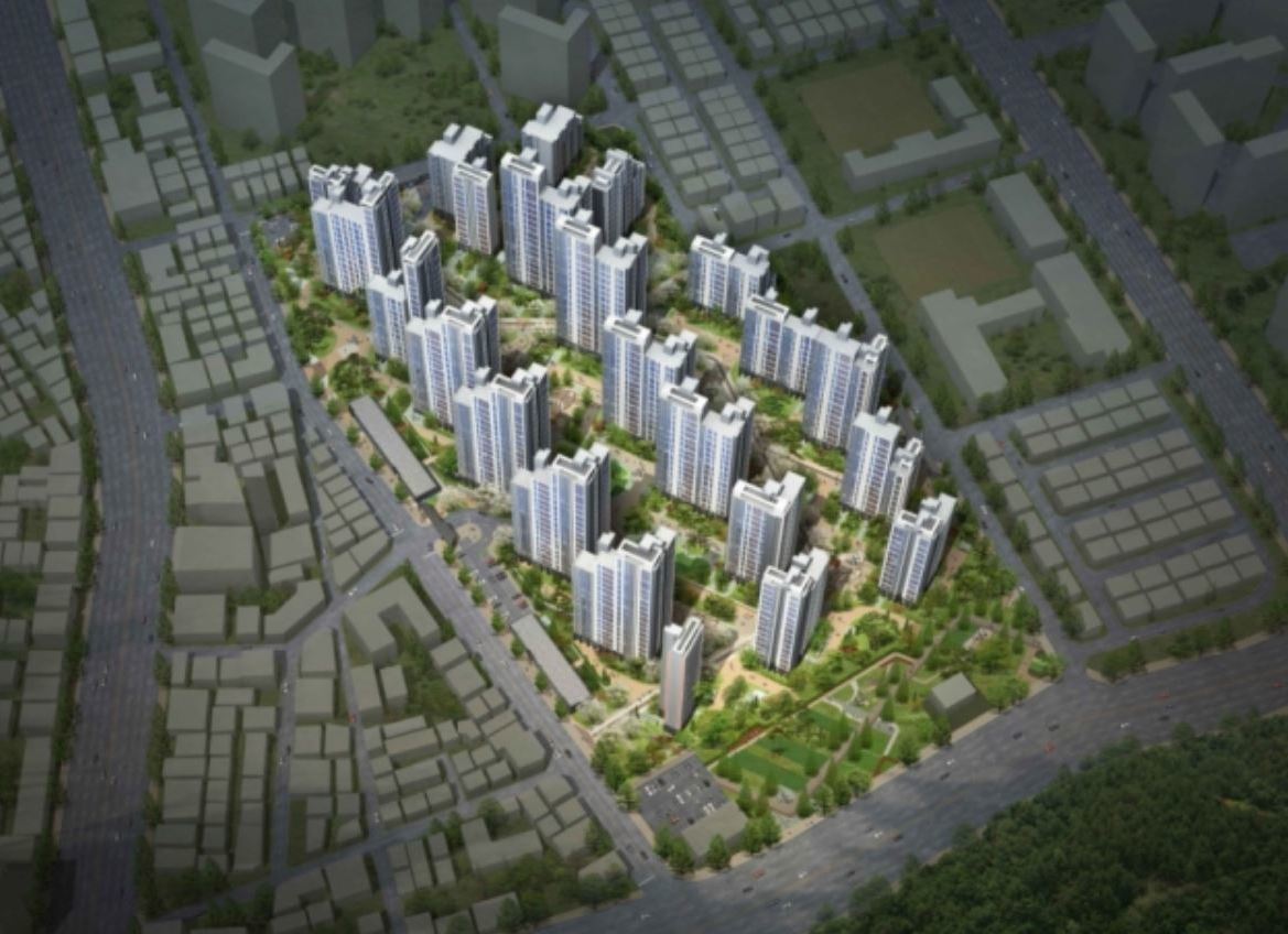 <strong>e편한세상 하늘채 평촌 센텀 퍼스트</strong><br/>안양덕현지구 / 2,886세대 / 2023년 입주