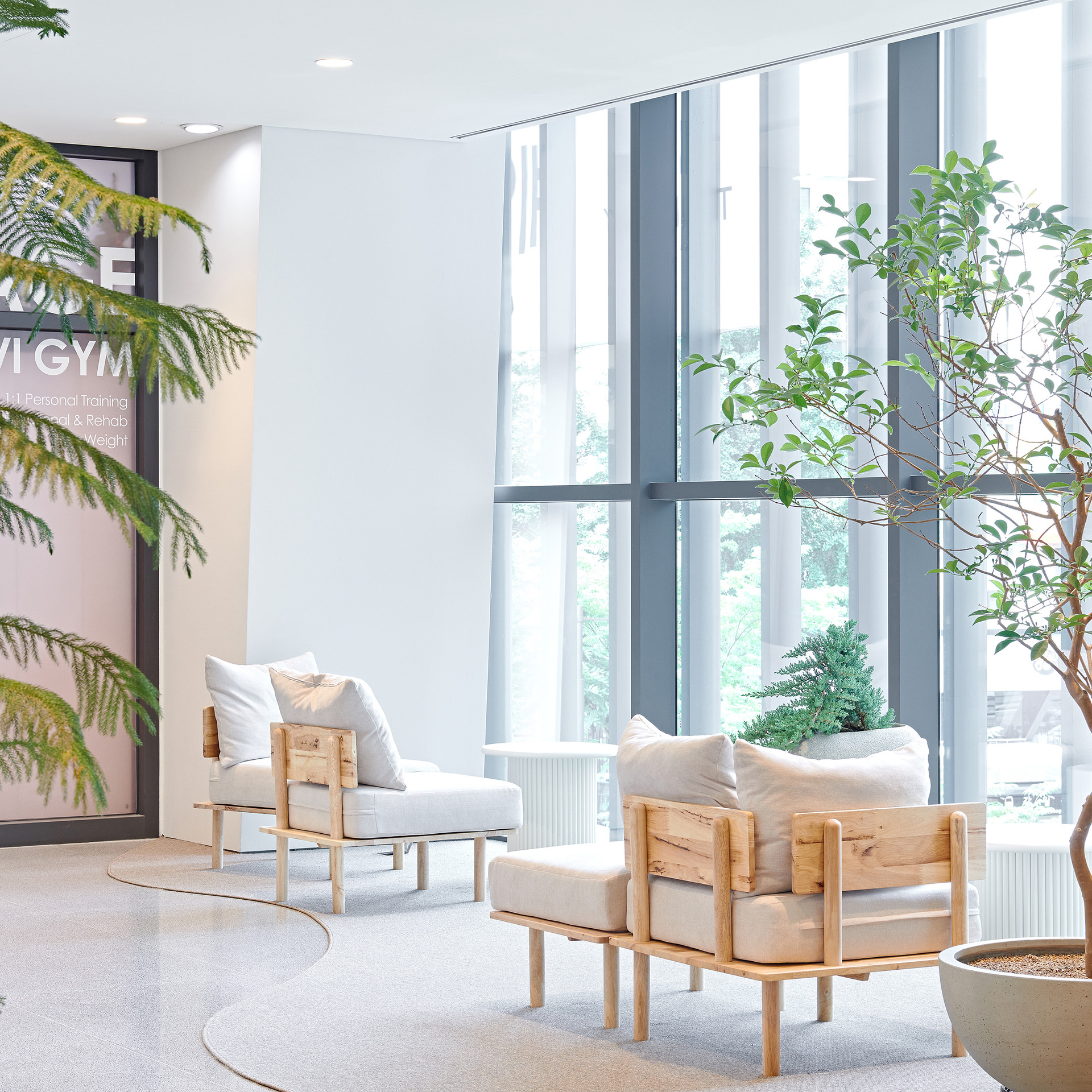 <p style="text-align:middle; font-size:14px; margin-top:7px;">TWINCITY LOBBY</p>NAMSAN<br>