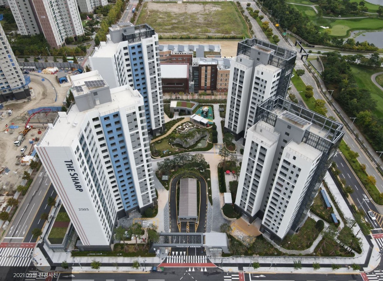 <strong>포스코 건설 송도 25BL</strong><br/>더샵 송도프라임뷰 25BL / 166세대 / 2021년 11월 입주