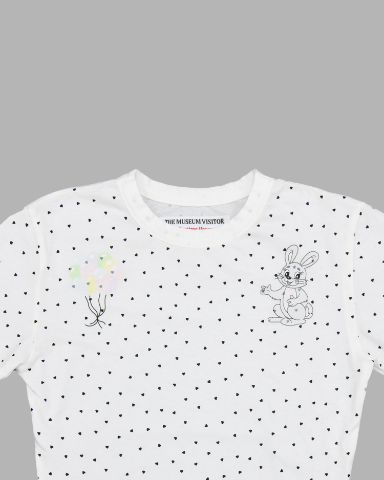 RABBIT PRINTED HEART T-SHIRTS (WHITE) : THE MUSEUM VISITOR