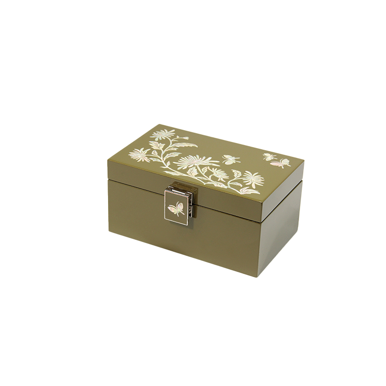 Chrysanthemum & Arabesque Mother-of-Pearl Chest (medium)
