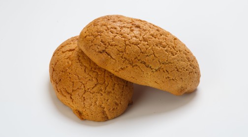 <p style="text-align: left;"><span style="font-size: 18px; font-weight: 600;">모카빵</span><br><span style="color: rgb(153, 153, 153);"><span style="font-size: 13px;"><strong>설명이 필요없는 모카빵의 기본</strong></span></span><br><span style="color: rgb(226, 179, 203);"><strong>4,000원</strong></span></p>